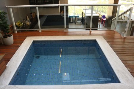 Apartamento à venda com 255m², 4 quartos e 4 vagasCobertura