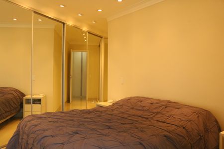 Apartamento à venda com 255m², 4 quartos e 4 vagasSuíte 1