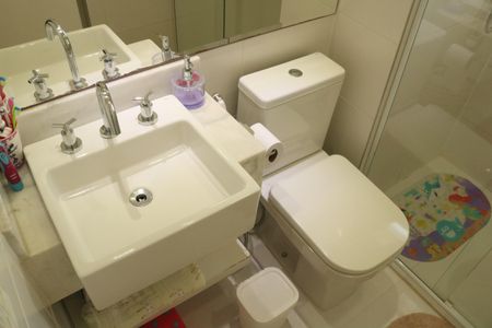 Apartamento à venda com 255m², 4 quartos e 4 vagasBanheiro