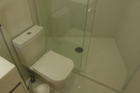 Apartamento à venda com 255m², 4 quartos e 4 vagasBanheiro da Suíte 2