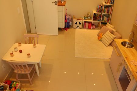 Apartamento à venda com 255m², 4 quartos e 4 vagasQuarto 2