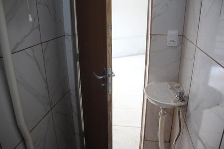 Casa para alugar com 45m², 2 quartos e sem vagaBanheiro