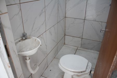 Casa para alugar com 45m², 2 quartos e sem vagaBanheiro