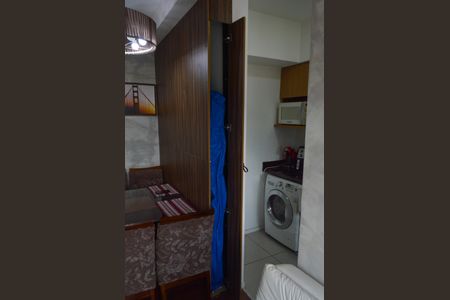 Apartamento à venda com 40m², 1 quarto e 1 vaga Apartamento à venda com 40m², 1 quarto e 1 vagaSala