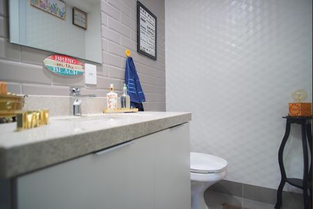 Apartamento à venda com 76m², 3 quartos e 2 vagasBanheiro Social