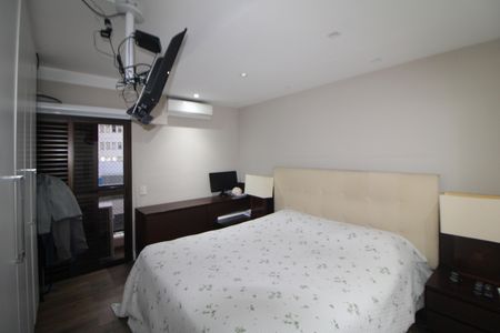 Apartamento à venda com 140m², 3 quartos e 3 vagasSuíte 2