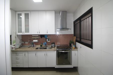 Apartamento à venda com 140m², 3 quartos e 3 vagasCozinha