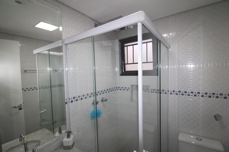Apartamento à venda com 140m², 3 quartos e 3 vagasBanheiro da Suíte 1