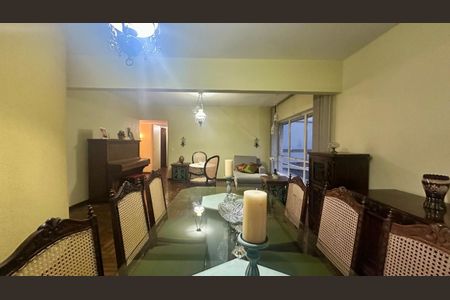 Apartamento à venda com 190m², 4 quartos e 2 vagasSala de jantar