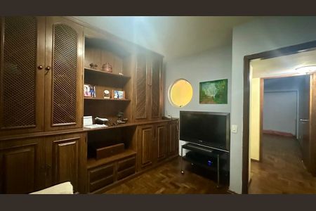 Apartamento à venda com 190m², 4 quartos e 2 vagasQuarto