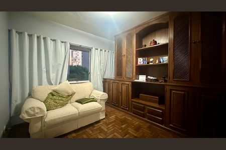 Apartamento à venda com 190m², 4 quartos e 2 vagasQuarto