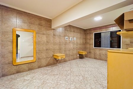 Casa à venda com 320m², 5 quartos e 3 vagas Casa à venda com 320m², 5 quartos e 3 vagasQuarto 1