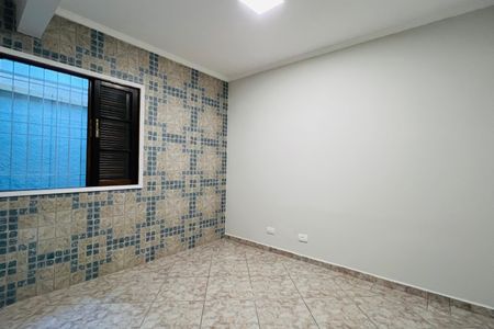 Casa à venda com 320m², 5 quartos e 3 vagas Casa à venda com 320m², 5 quartos e 3 vagasQuarto 2