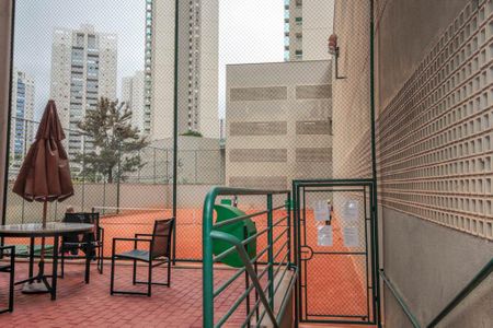 Apartamento à venda com 92m², 3 quartos e 2 vagas Apartamento à venda com 92m², 3 quartos e 2 vagasÁrea comum - Quadra de Tênis