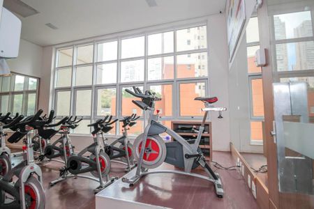 Apartamento à venda com 92m², 3 quartos e 2 vagas Apartamento à venda com 92m², 3 quartos e 2 vagasÁrea comum - Academia