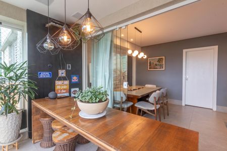 Apartamento à venda com 92m², 3 quartos e 2 vagas Apartamento à venda com 92m², 3 quartos e 2 vagasVaranda gourmet