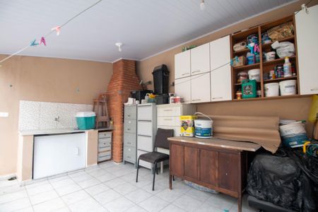 Casa à venda com 200m², 3 quartos e 2 vagas Casa à venda com 200m², 3 quartos e 2 vagasÁrea comum