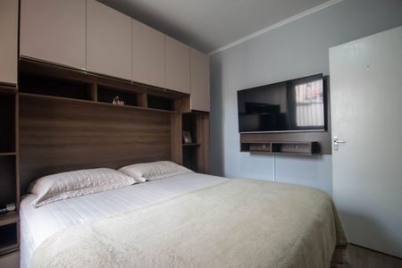 Casa à venda com 200m², 3 quartos e 2 vagas Casa à venda com 200m², 3 quartos e 2 vagasQuarto 2