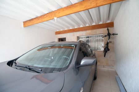 Casa à venda com 200m², 3 quartos e 2 vagas Casa à venda com 200m², 3 quartos e 2 vagasÁrea comum