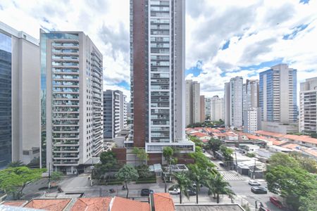 Apartamento à venda com 105m², 2 quartos e 2 vagasVaranda - Vista