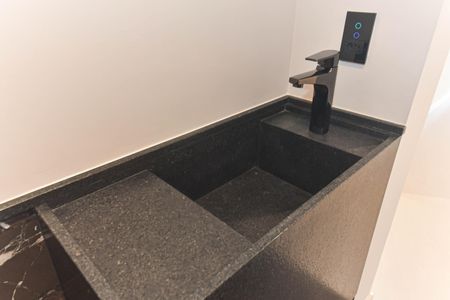 Apartamento à venda com 105m², 2 quartos e 2 vagasLavabo