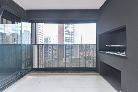 Apartamento à venda com 105m², 2 quartos e 2 vagasVaranda