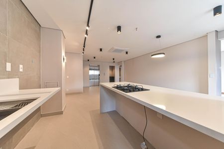 Apartamento à venda com 105m², 2 quartos e 2 vagasCozinha