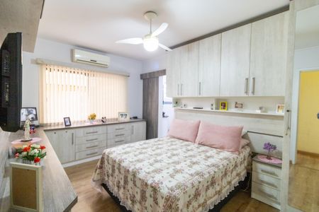 Apartamento à venda com 130m², 3 quartos e 3 vagasSuíte