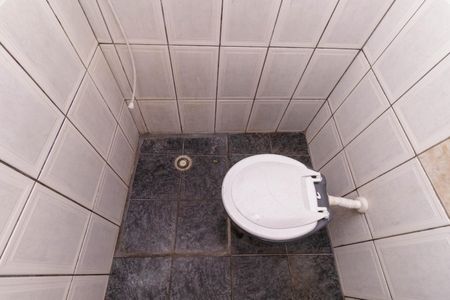 Studio para alugar com 30m², 1 quarto e sem vaga Studio para alugar com 30m², 1 quarto e sem vagaBanheiro