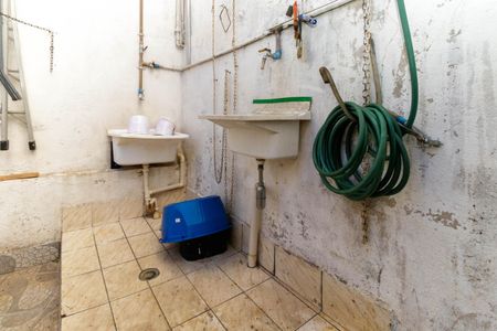 Studio para alugar com 30m², 1 quarto e sem vaga Studio para alugar com 30m², 1 quarto e sem vagaÁrea de Serviço