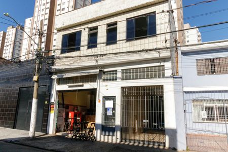 Studio para alugar com 30m², 1 quarto e sem vaga Studio para alugar com 30m², 1 quarto e sem vagaFachada