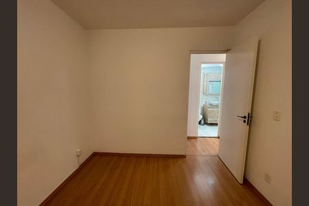 Apartamento para alugar com 69m², 3 quartos e 1 vaga Apartamento para alugar com 69m², 3 quartos e 1 vagaQuarto 2