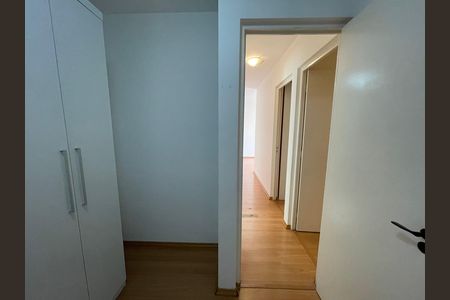Apartamento para alugar com 69m², 3 quartos e 1 vaga Apartamento para alugar com 69m², 3 quartos e 1 vagaQuarto 2
