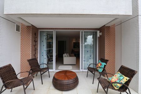 Apartamento para alugar com 120m², 2 quartos e 2 vagasVaranda