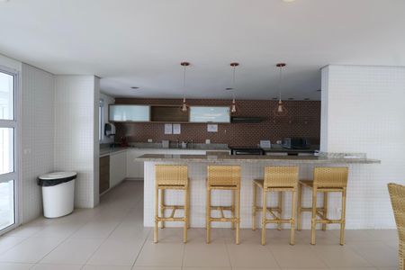 Apartamento para alugar com 120m², 2 quartos e 2 vagasÁrea comum - Salão de festas