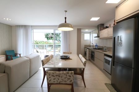 Apartamento para alugar com 120m², 2 quartos e 2 vagasCozinha