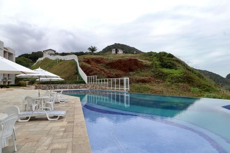 Apartamento para alugar com 120m², 2 quartos e 2 vagasÁrea comum - Piscina