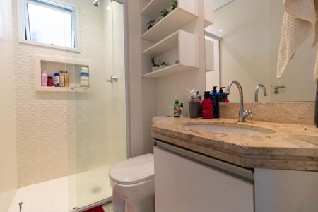 Apartamento à venda com 100m², 2 quartos e 1 vaga Apartamento à venda com 100m², 2 quartos e 1 vagaBanheiro 01