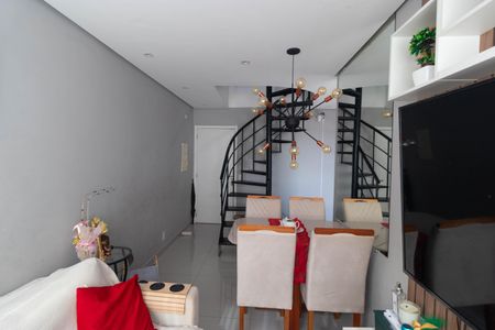 Apartamento à venda com 100m², 2 quartos e 1 vaga Apartamento à venda com 100m², 2 quartos e 1 vagaSala