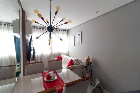 Apartamento à venda com 100m², 2 quartos e 1 vaga Apartamento à venda com 100m², 2 quartos e 1 vagaSala