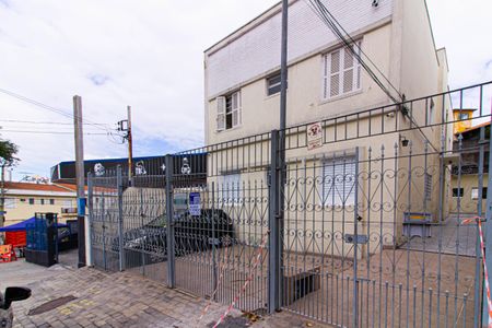 Apartamento para alugar com 42m², 1 quarto e 1 vagaFachada + Plaquinha