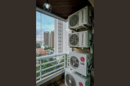 Apartamento para alugar com 307m², 3 quartos e 3 vagasVaranda