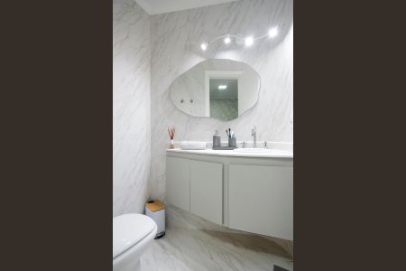 Apartamento para alugar com 307m², 3 quartos e 3 vagasBanheiro da suíte 1