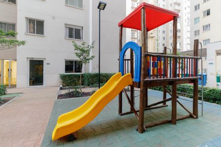 Apartamento para alugar com 47m², 2 quartos e sem vagaÁrea comum - Playground