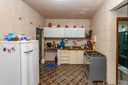Casa à venda com 350m², 2 quartos e 5 vagasCozinha