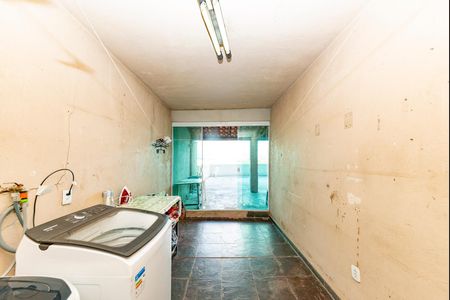 Casa à venda com 350m², 2 quartos e 5 vagasÁrea de Serviço