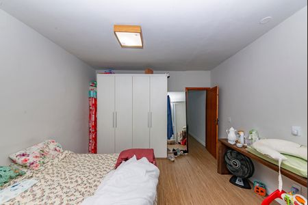 Casa à venda com 350m², 2 quartos e 5 vagasQuarto 1