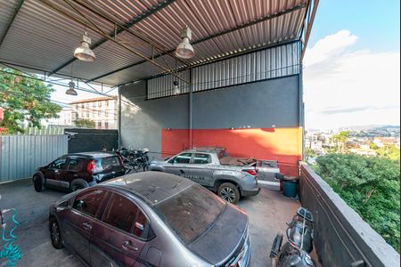 Casa à venda com 350m², 2 quartos e 5 vagasÁrea Comum 