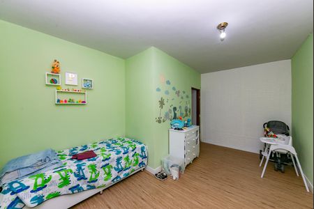 Casa à venda com 350m², 2 quartos e 5 vagasQuarto 2