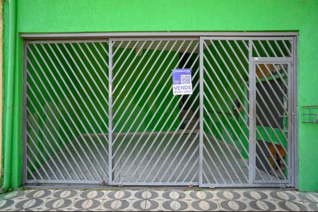 Casa à venda com 125m², 3 quartos e 2 vagas Casa à venda com 125m², 3 quartos e 2 vagasFachada